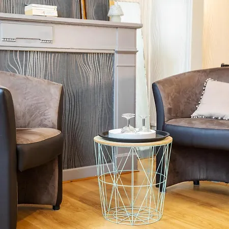 Apartment Appar Quartier Calm Coeur De
